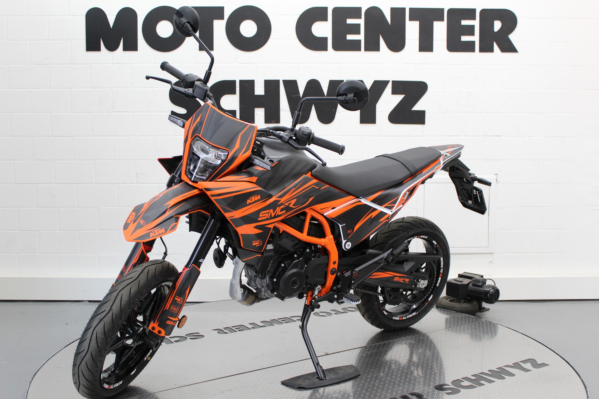 KTM 125 SMC R-image-4