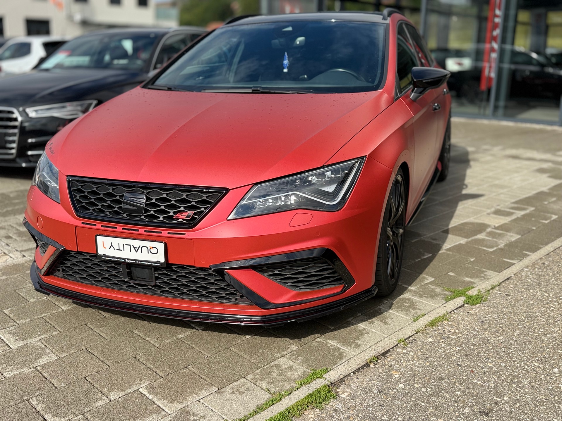 SEAT Leon ST 2.0 TSI Swiss Cupra 300 4 Drive DSG-image-4
