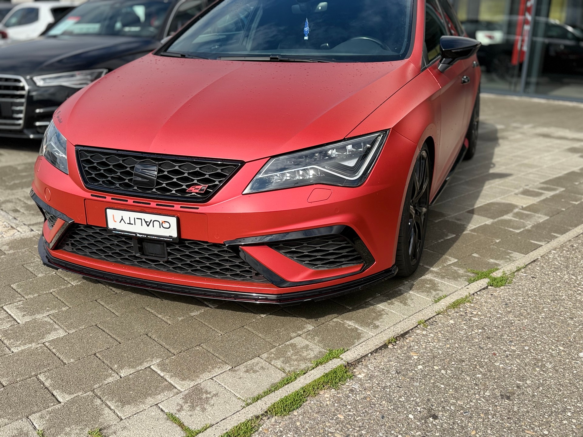 SEAT Leon ST 2.0 TSI Swiss Cupra 300 4 Drive DSG-image-3