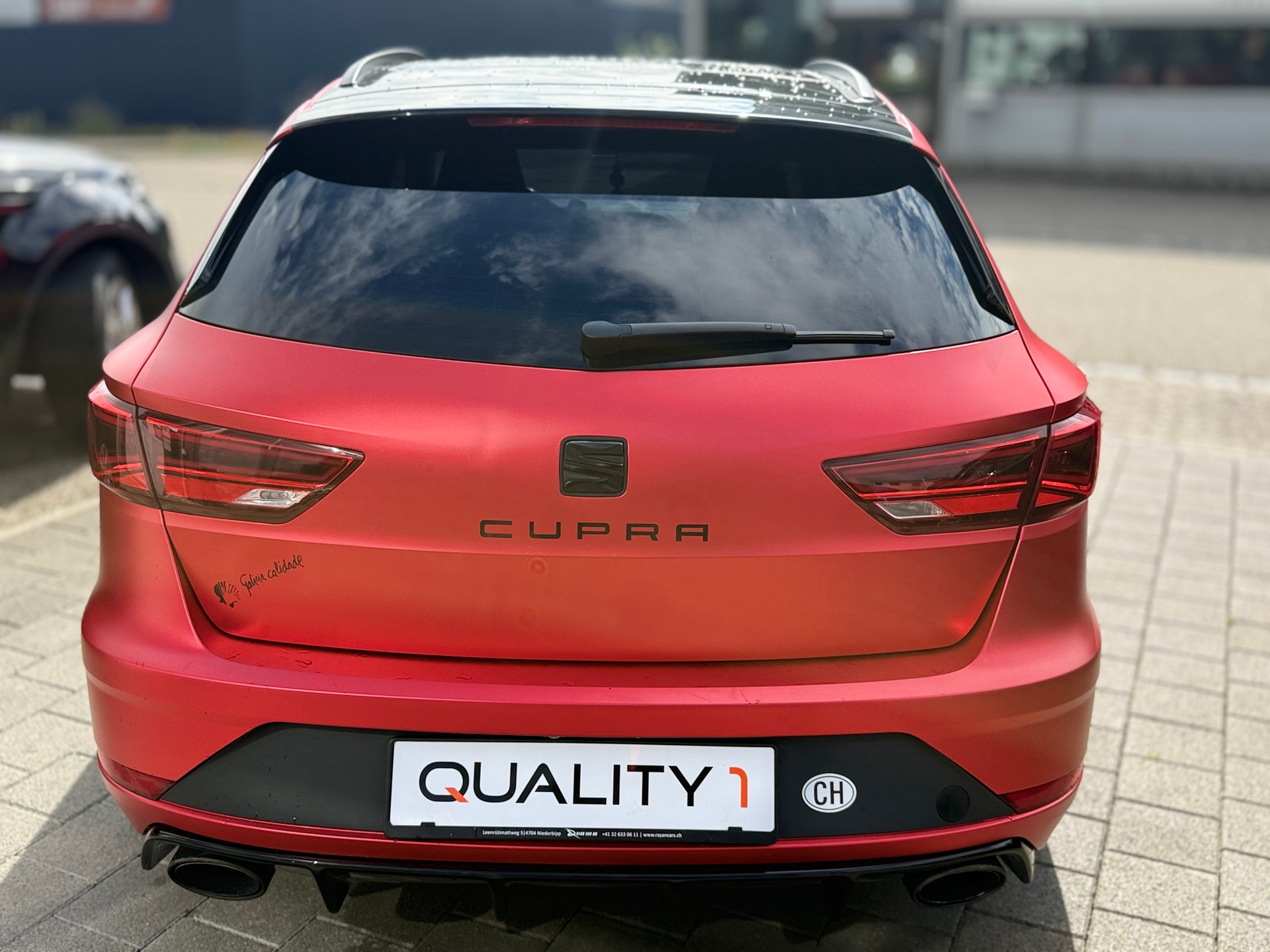 SEAT Leon ST 2.0 TSI Swiss Cupra 300 4 Drive DSG-image-15