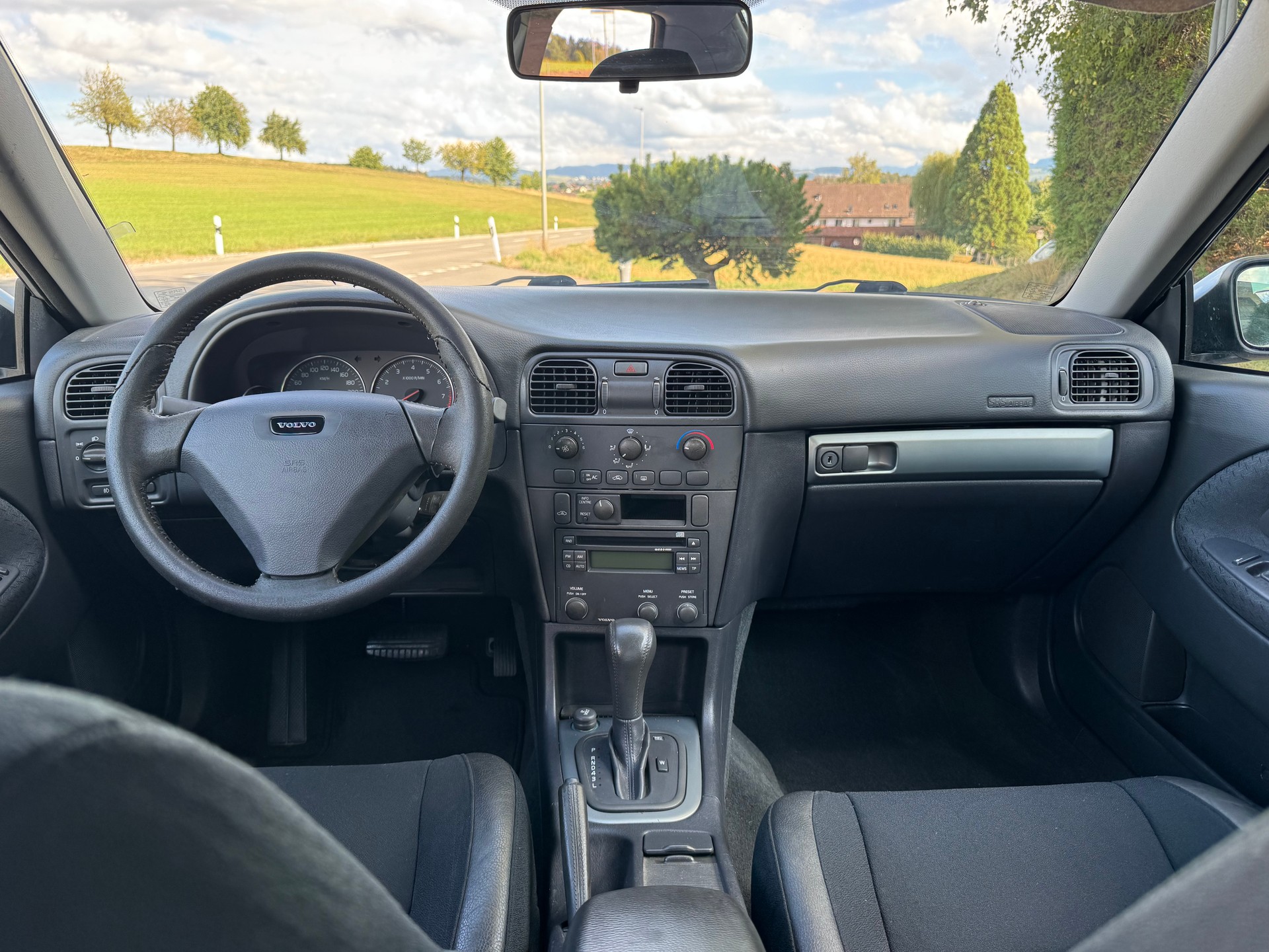VOLVO S40 1.8-image-7