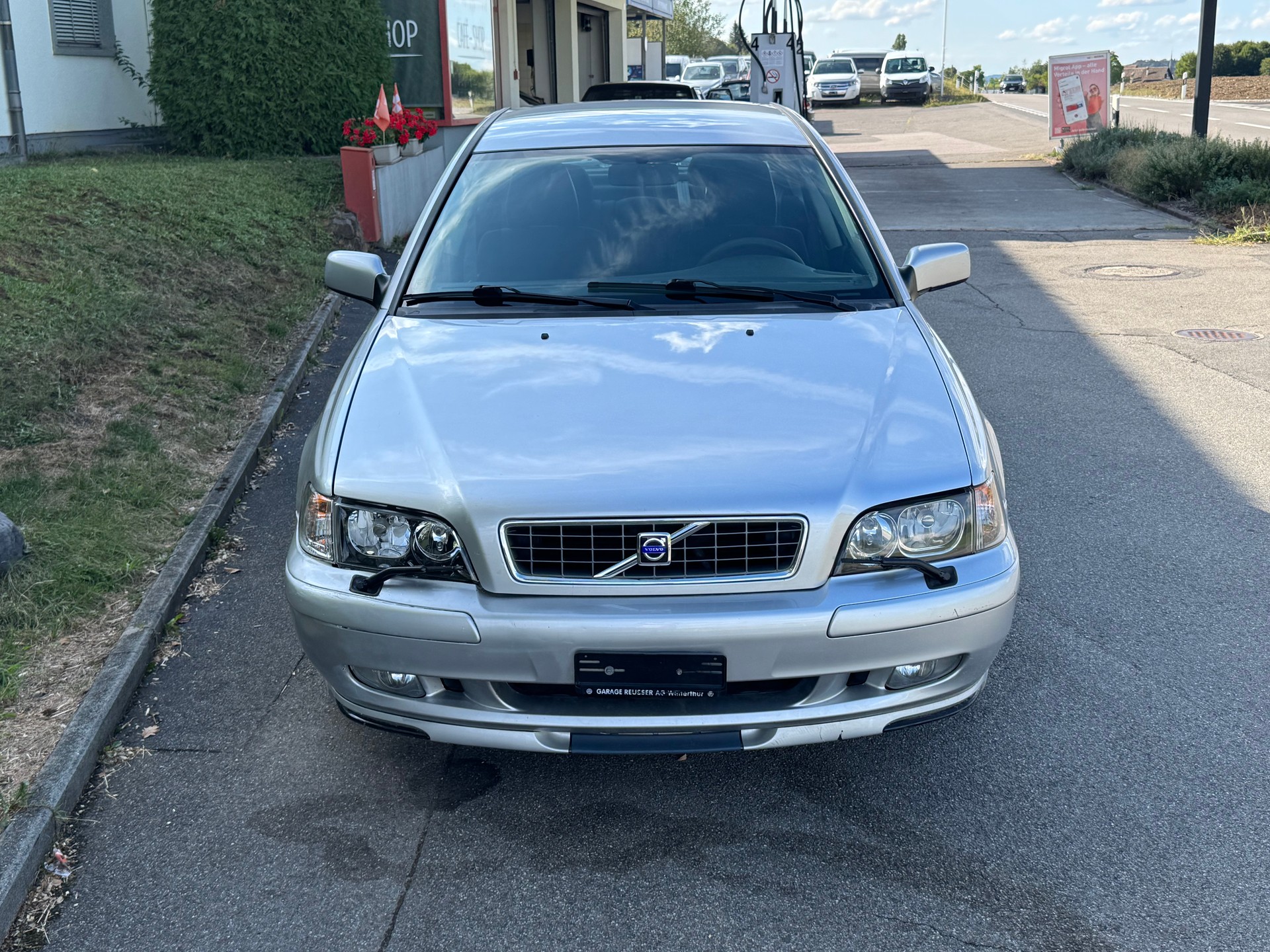 VOLVO S40 1.8-image-1