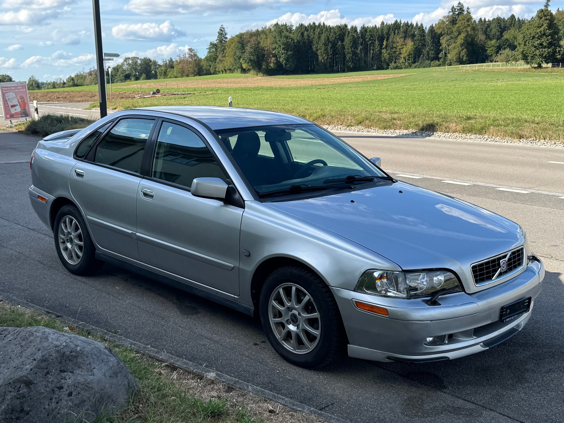VOLVO S40 1.8-image-2