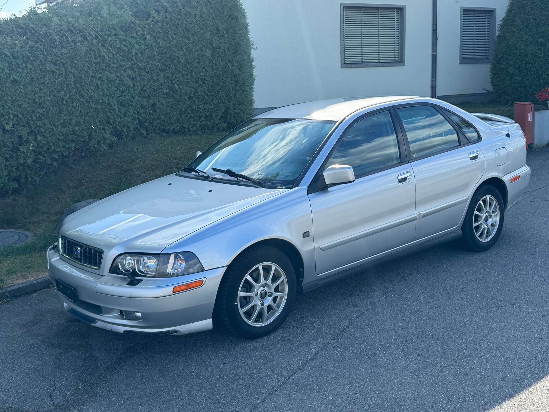 VOLVO S40 1.8-image-0