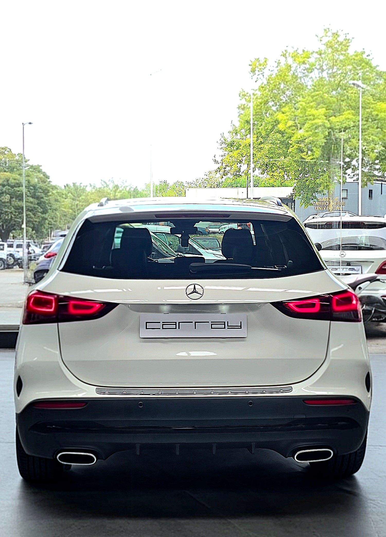 MERCEDES-BENZ GLA 200d 4Matic AMG Line 8G-DCT-image-5