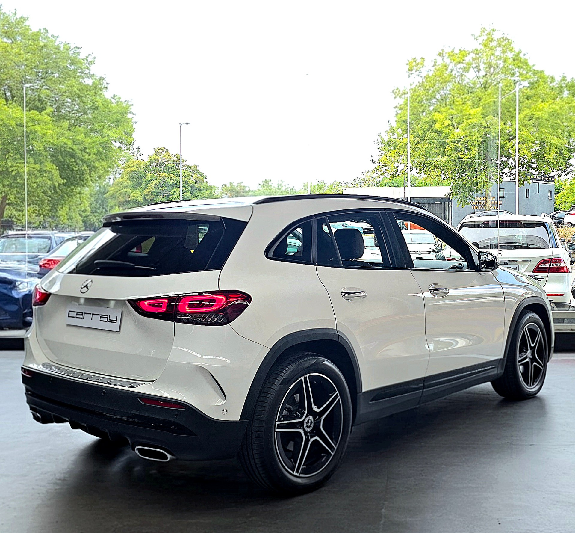 MERCEDES-BENZ GLA 200d 4Matic AMG Line 8G-DCT-image-7
