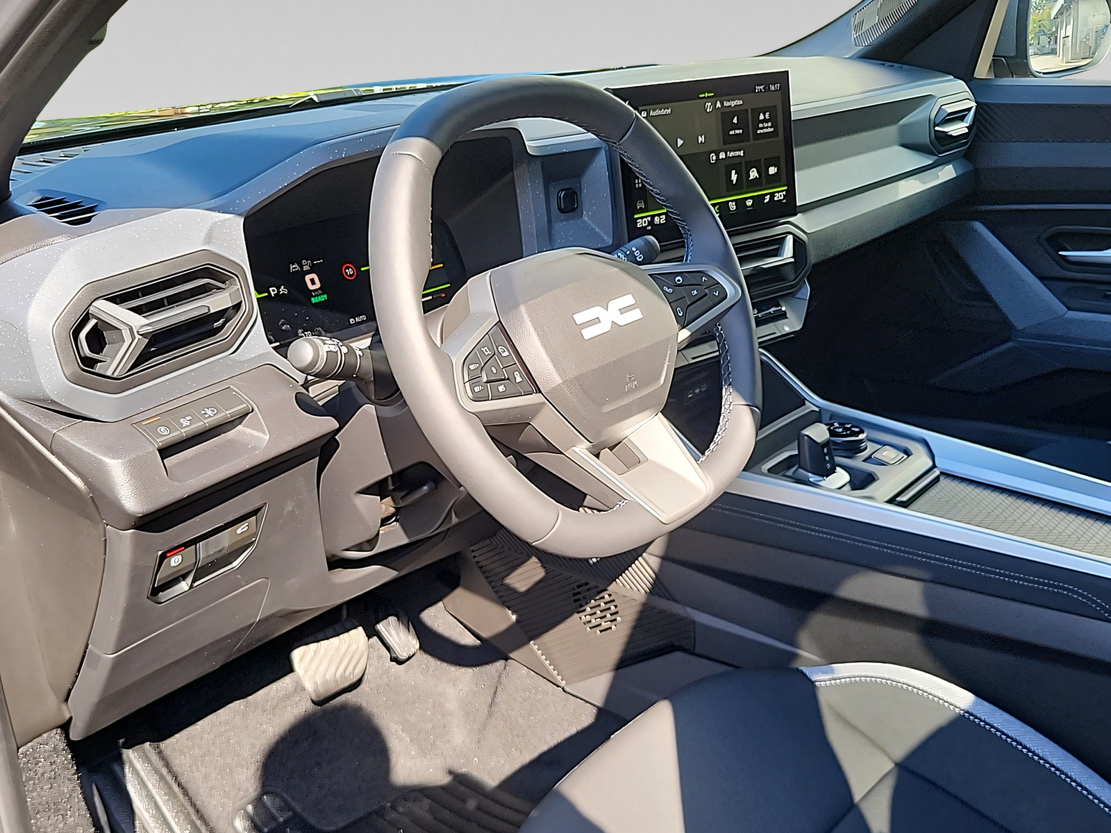 DACIA BIGSTER journey Hybrid 150 4x4-image-3