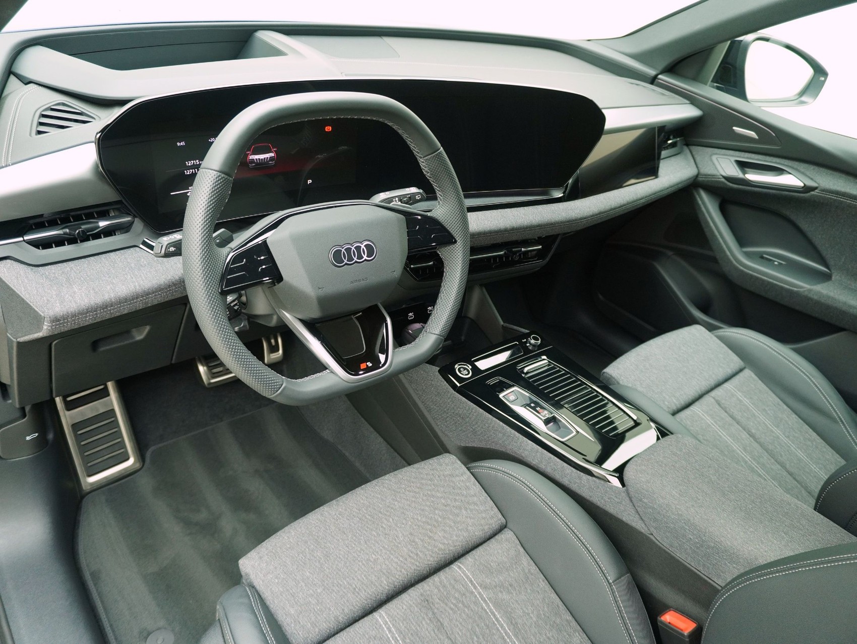 AUDI Q6 e-tron S line quattro **Audi Werksgarantie bis 02/2031**-image-9