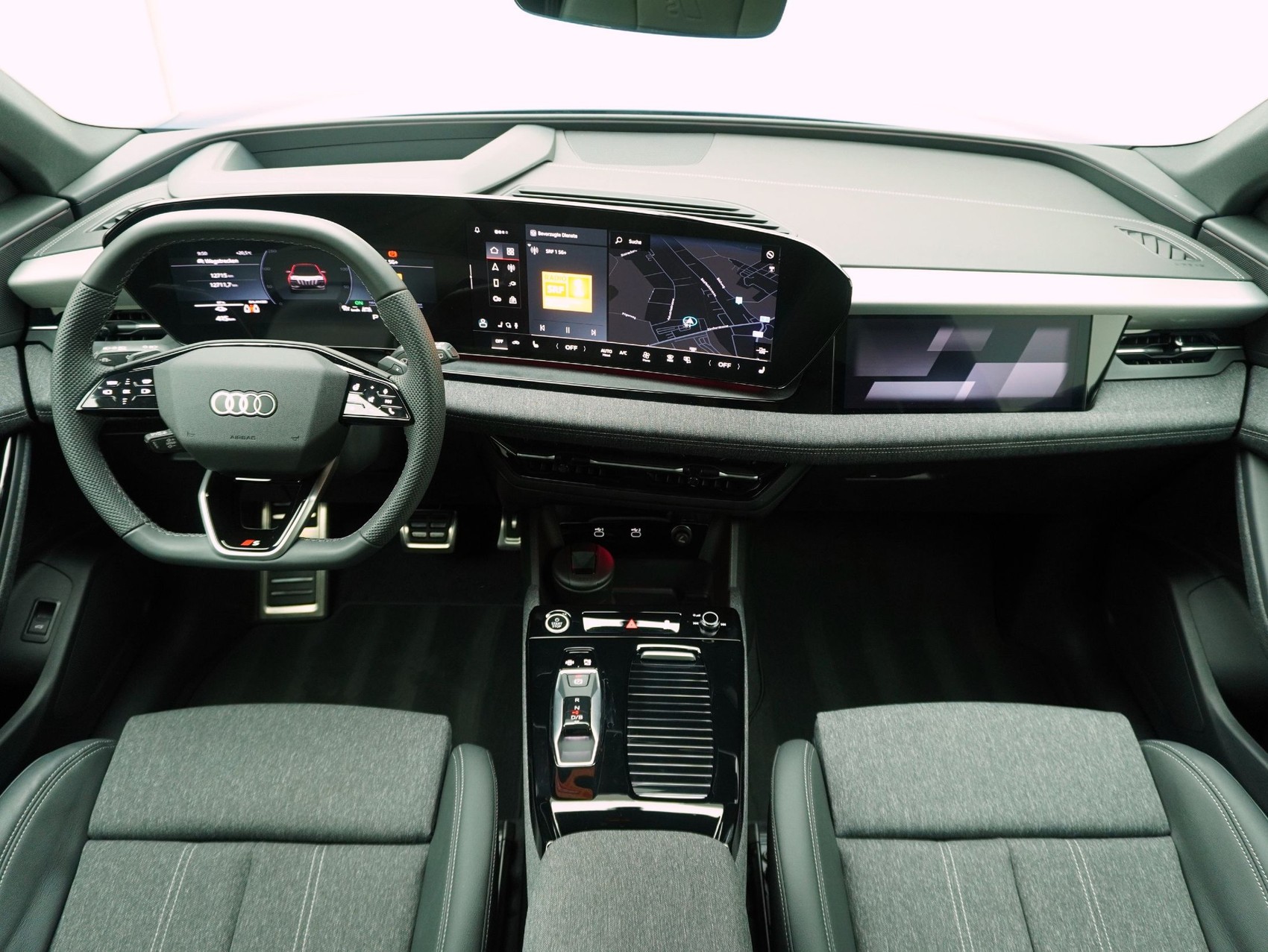 AUDI Q6 e-tron S line quattro **Audi Werksgarantie bis 02/2031**-image-13