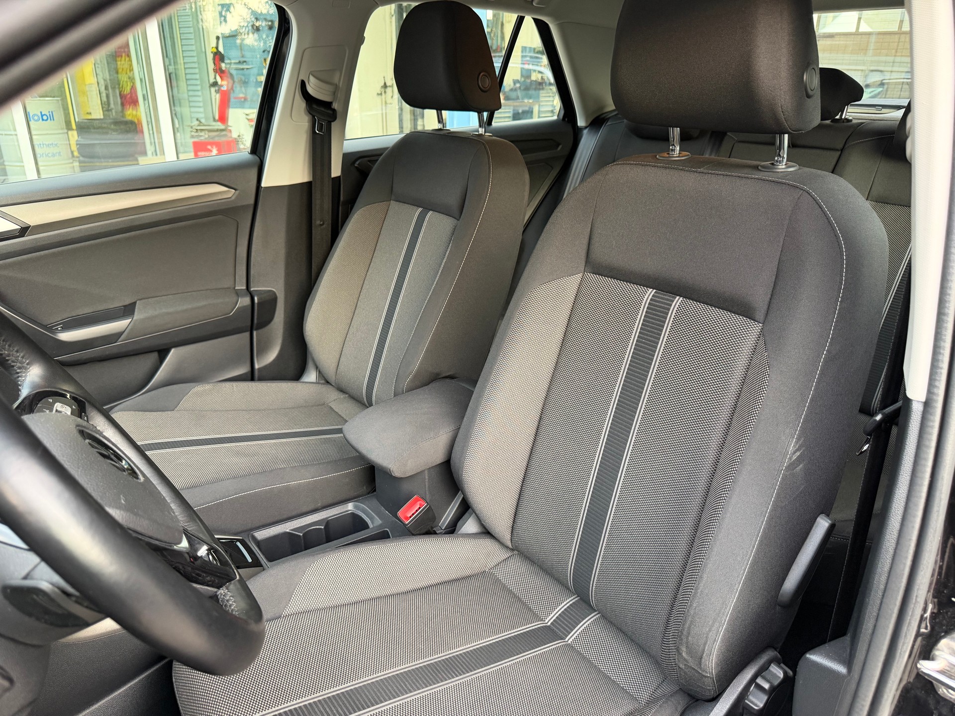 VW T-Roc 1.5 TSI EVO Advance DSG-image-7