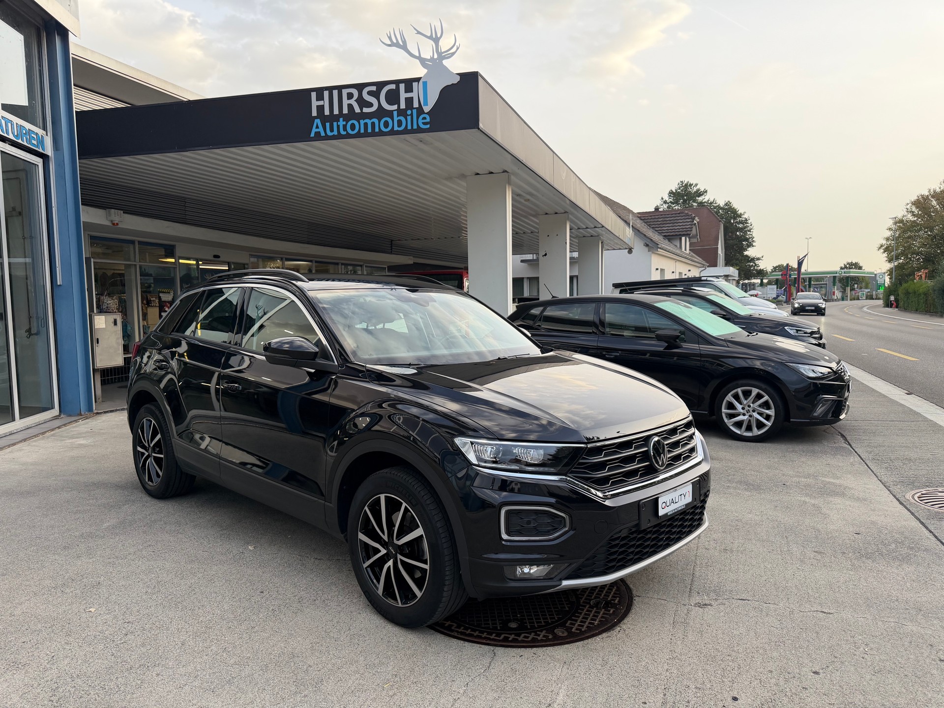 VW T-Roc 1.5 TSI EVO Advance DSG-image-0
