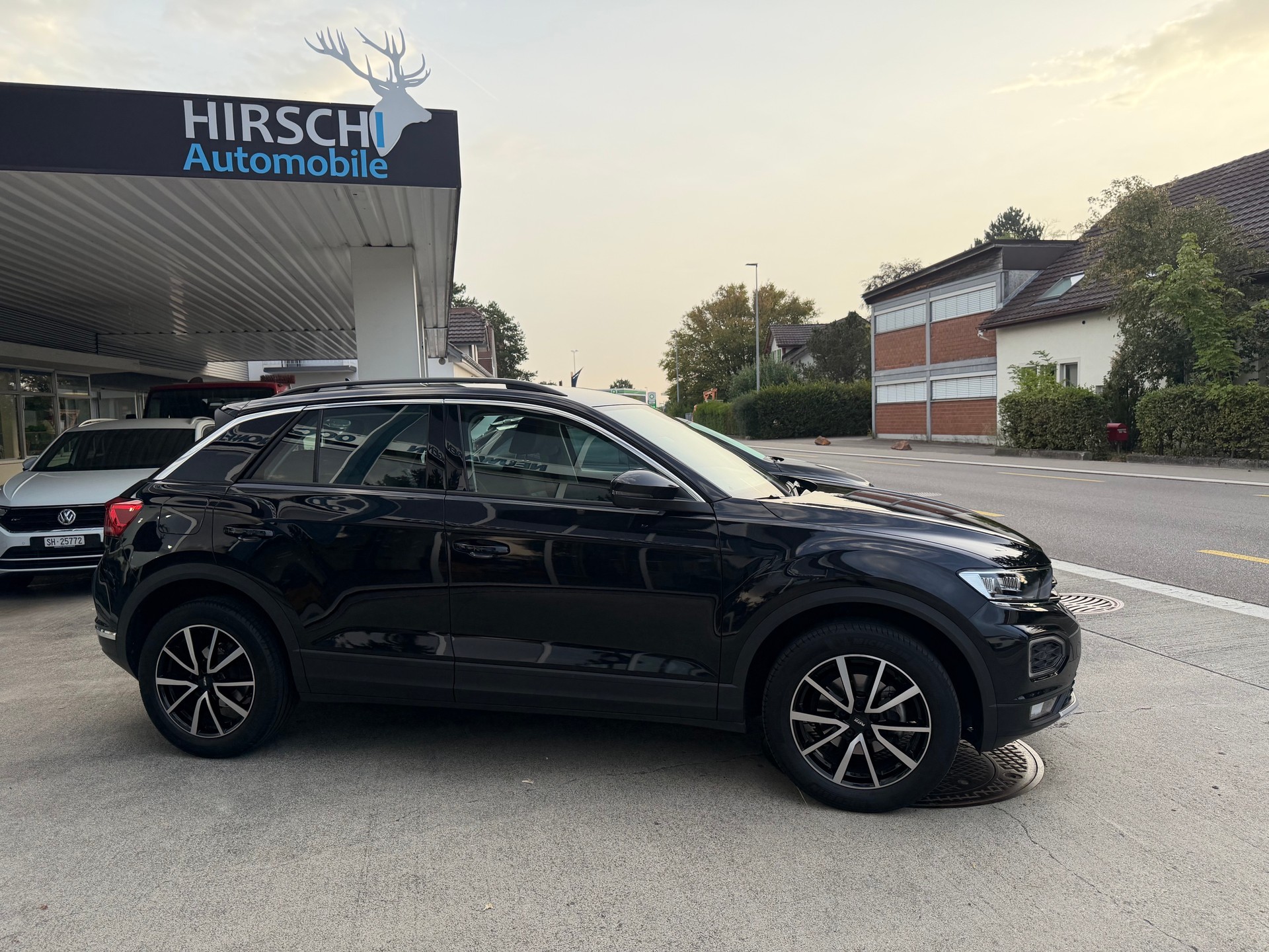 VW T-Roc 1.5 TSI EVO Advance DSG-image-1