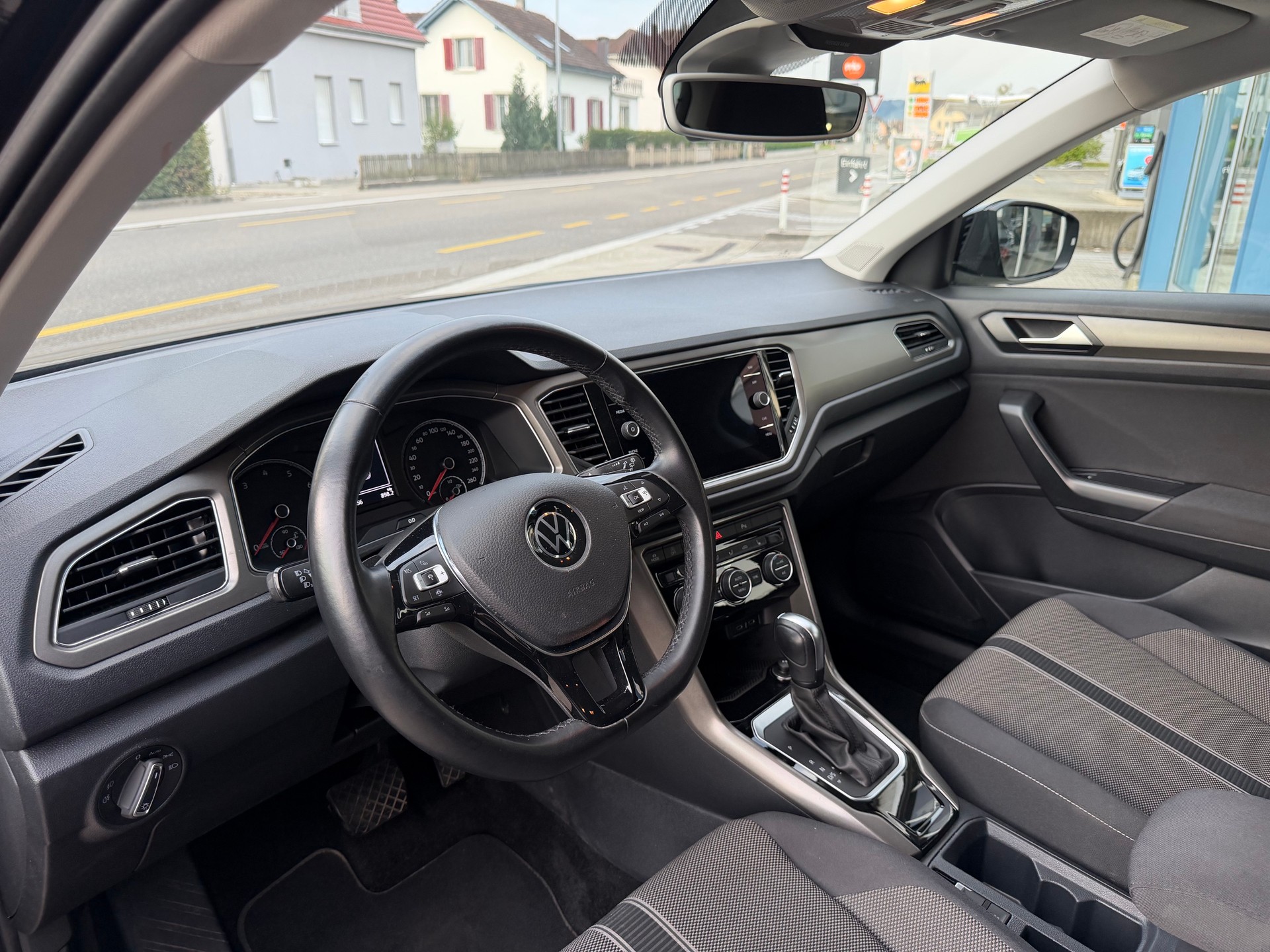 VW T-Roc 1.5 TSI EVO Advance DSG-image-8