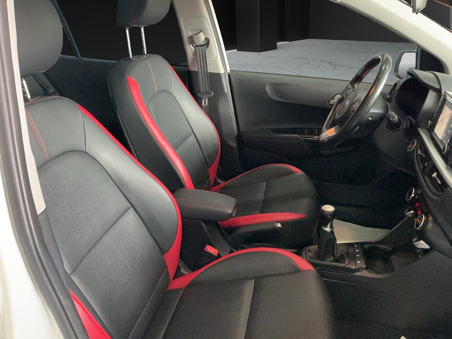 KIA Picanto 1.2 CVVT GT-Line-image-14