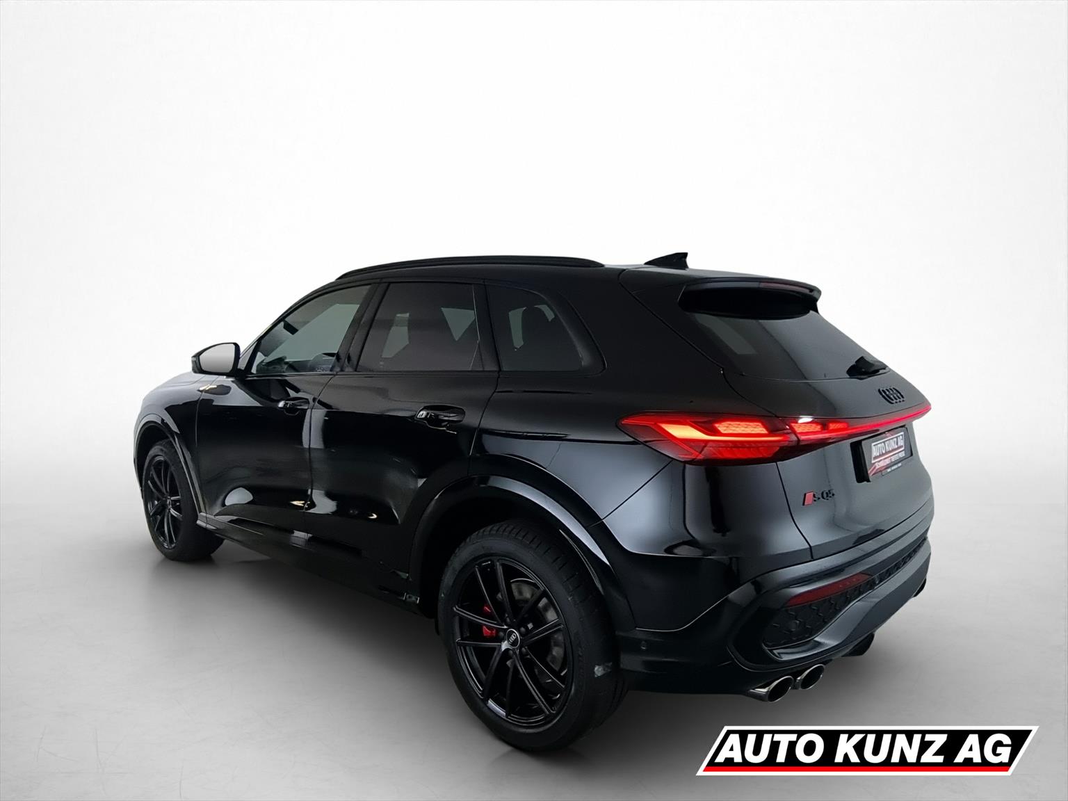 AUDI SQ5 TFSI quattro S-tronic-showroom-element-3