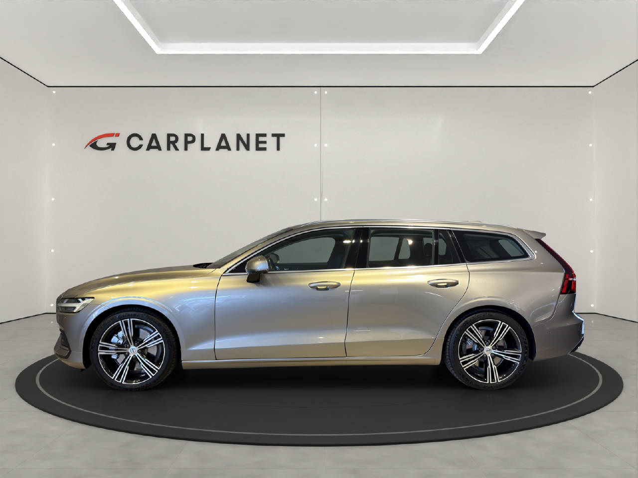VOLVO V60 2.0 T6 Inscription AWD-image-1