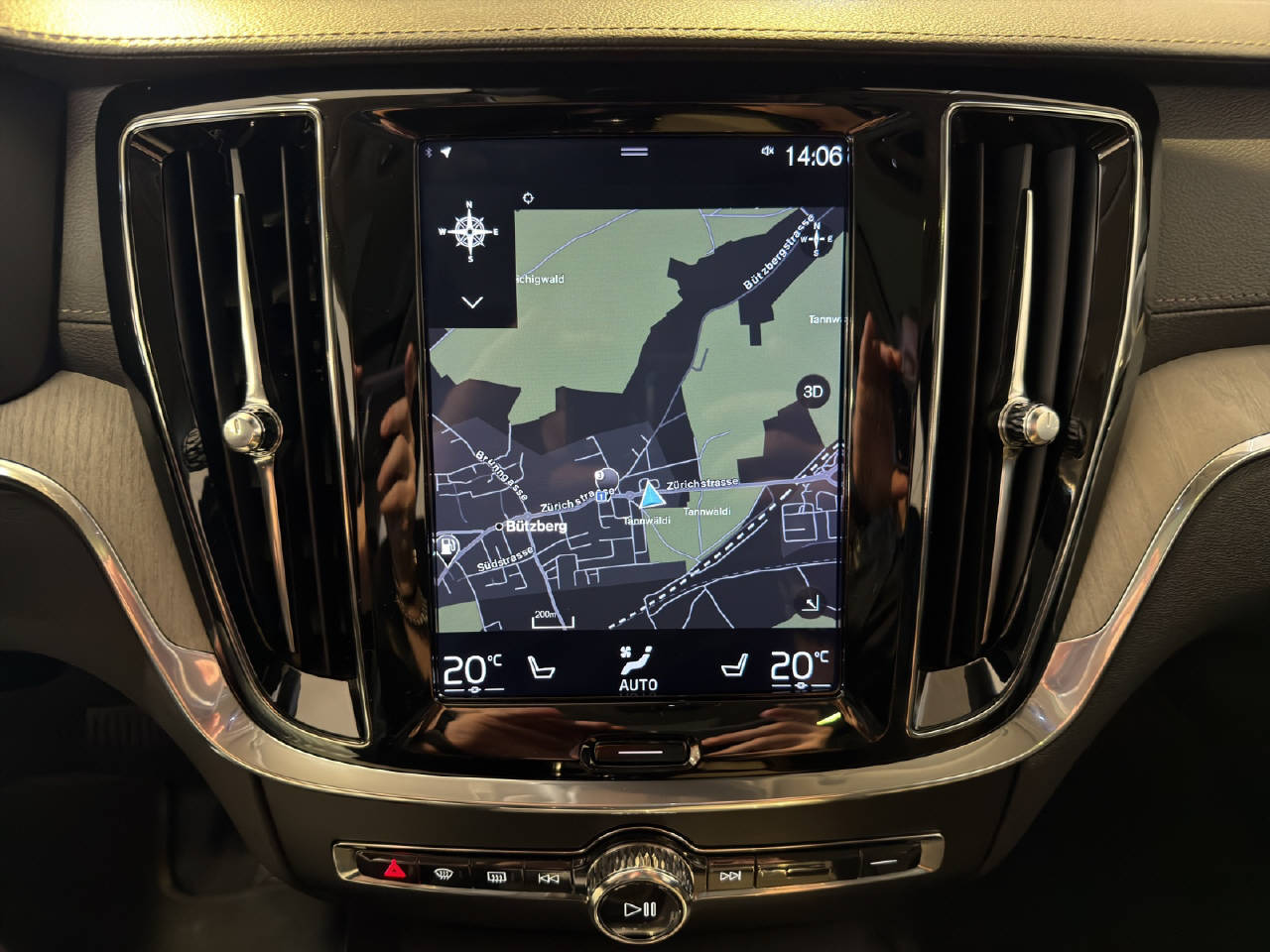 VOLVO V60 2.0 T6 Inscription AWD-image-10