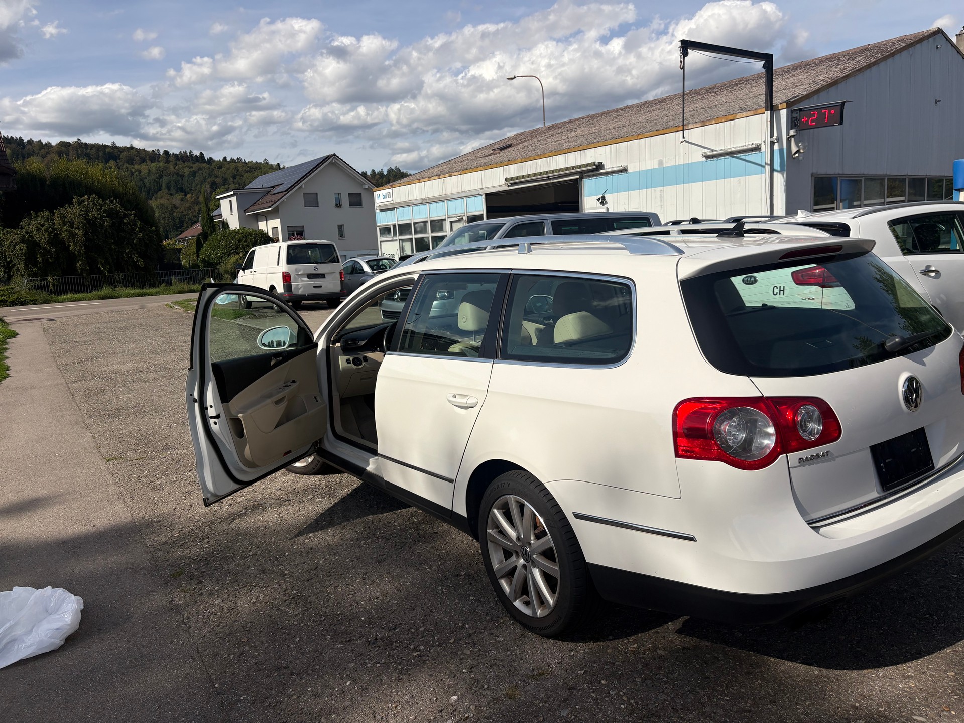 VW Passat Variant 2.0T FSI Highline DSG-image-7
