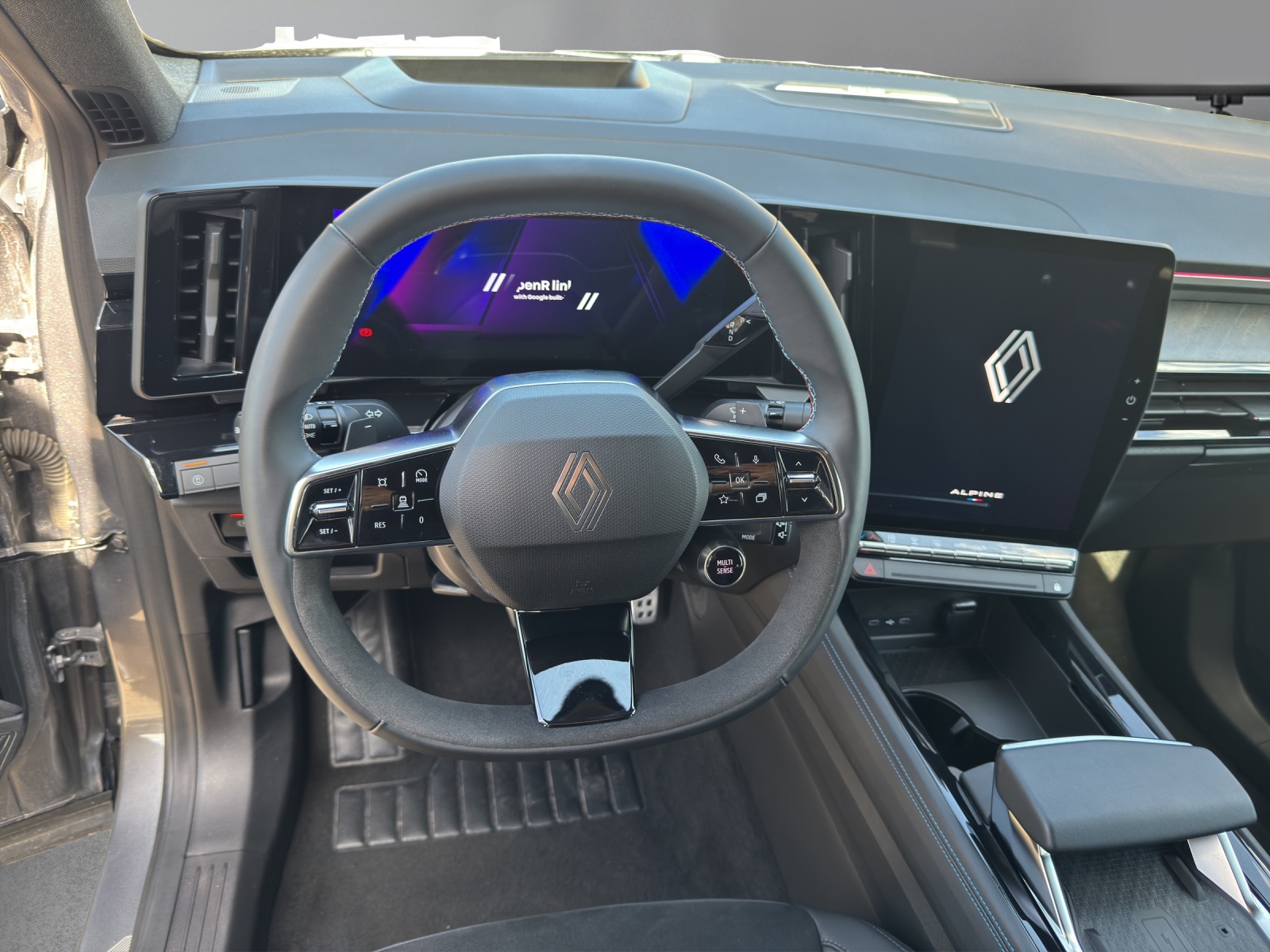 RENAULT Rafale 1.2 E-Tech Hybrid 200 Esprit Alpine-image-6