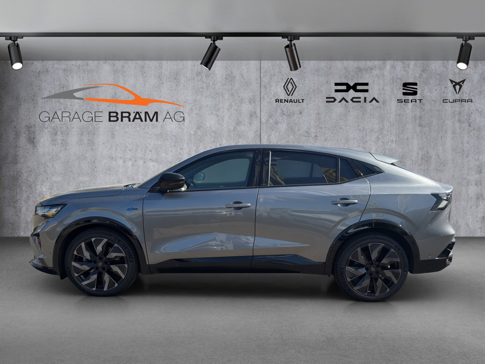 RENAULT Rafale 1.2 E-Tech Hybrid 200 Esprit Alpine-showroom-element-2