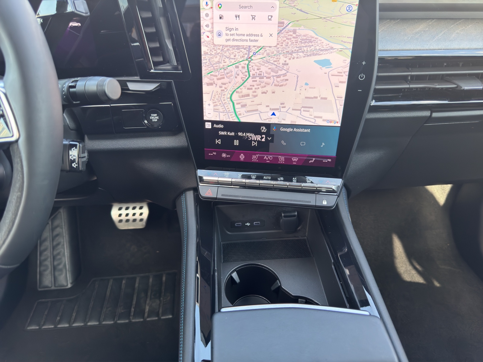 RENAULT Rafale 1.2 E-Tech Hybrid 200 Esprit Alpine-image-9