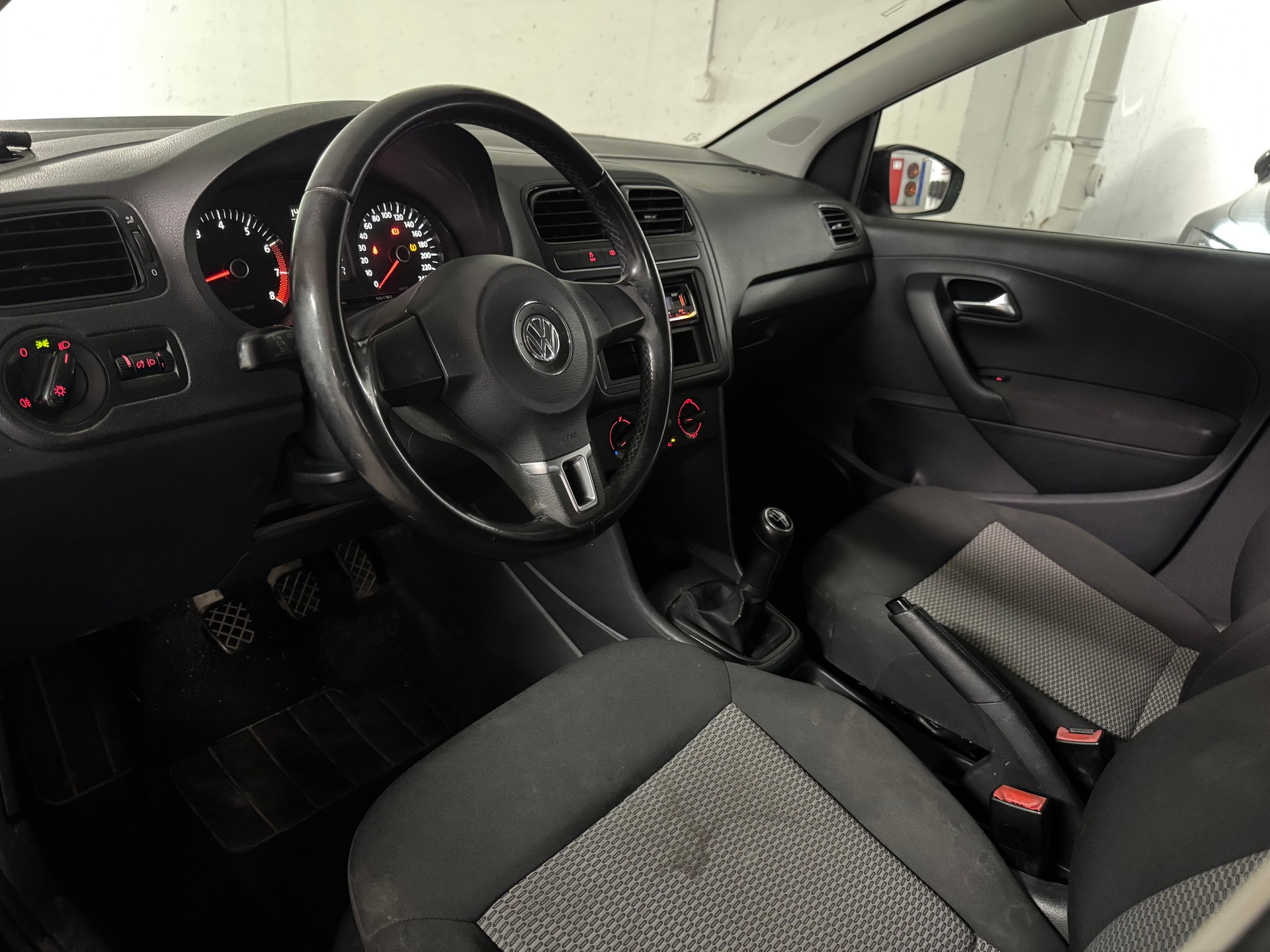 VW Polo 1.4 16V Comfortline-image-9