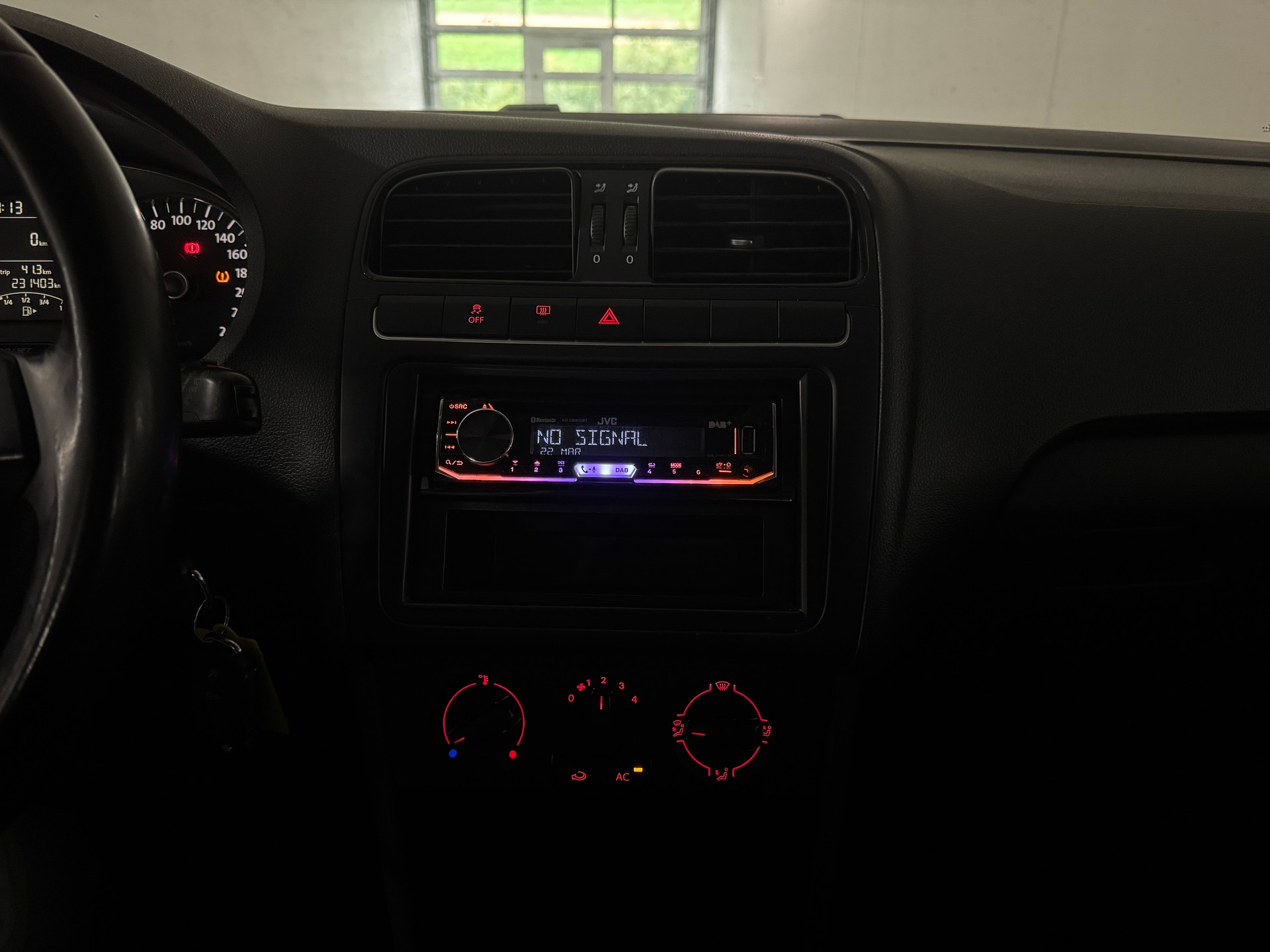 VW Polo 1.4 16V Comfortline-image-15