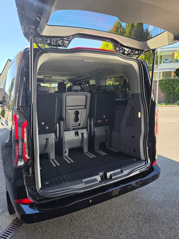 FORD Tourneo Bus 340 L1H1 PHEV TitaniumX-image-6