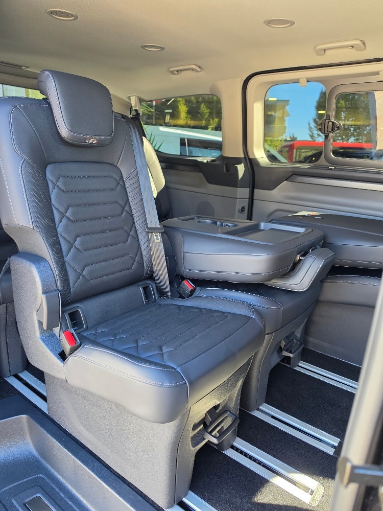 FORD Tourneo Bus 340 L1H1 PHEV TitaniumX-image-9