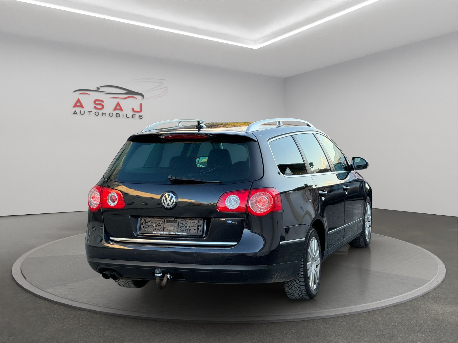 VW Passat Variant 2.0 TDI Highline DSG-image-6