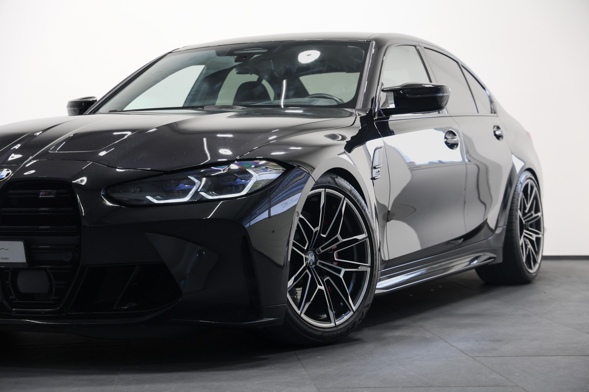 BMW M3 Competition M xDrive-image-9