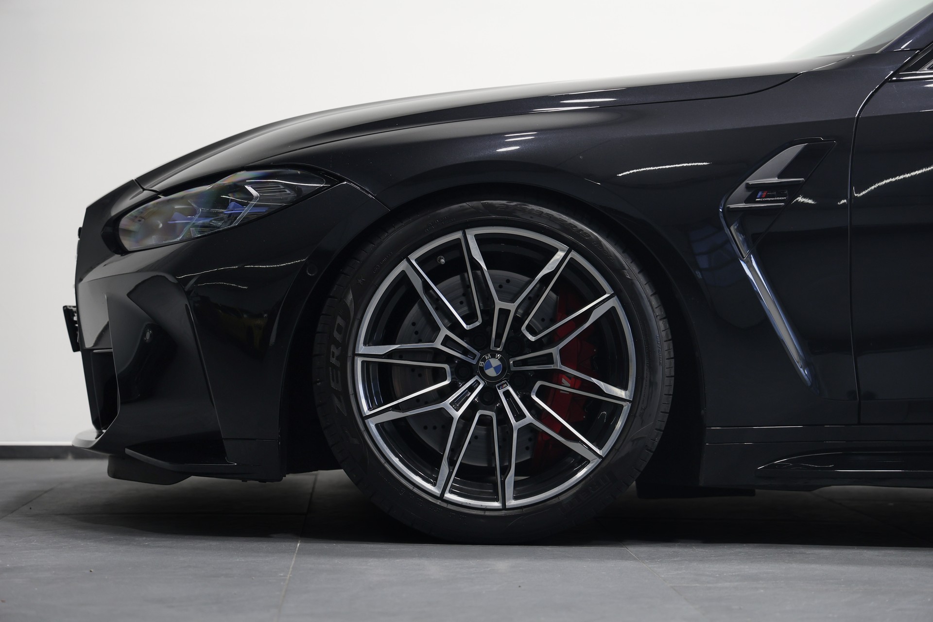 BMW M3 Competition M xDrive-image-12