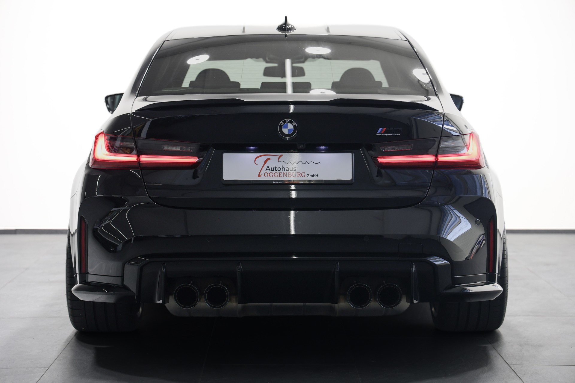 BMW M3 Competition M xDrive-image-14