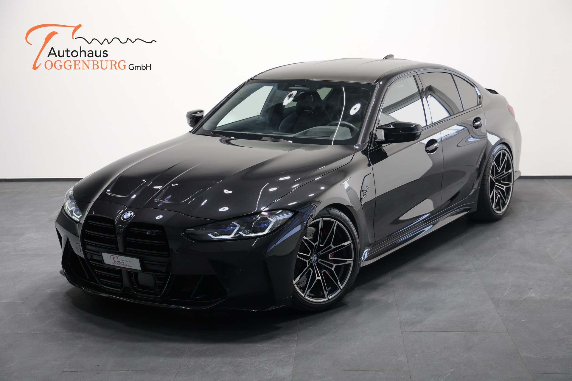 BMW M3 Competition M xDrive-image-4