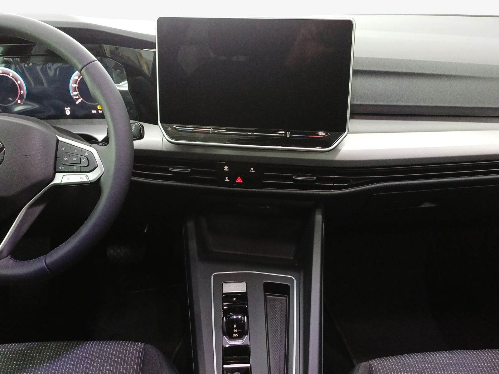VW Golf 1.5 e TSI mHEV Value DSG-image-10