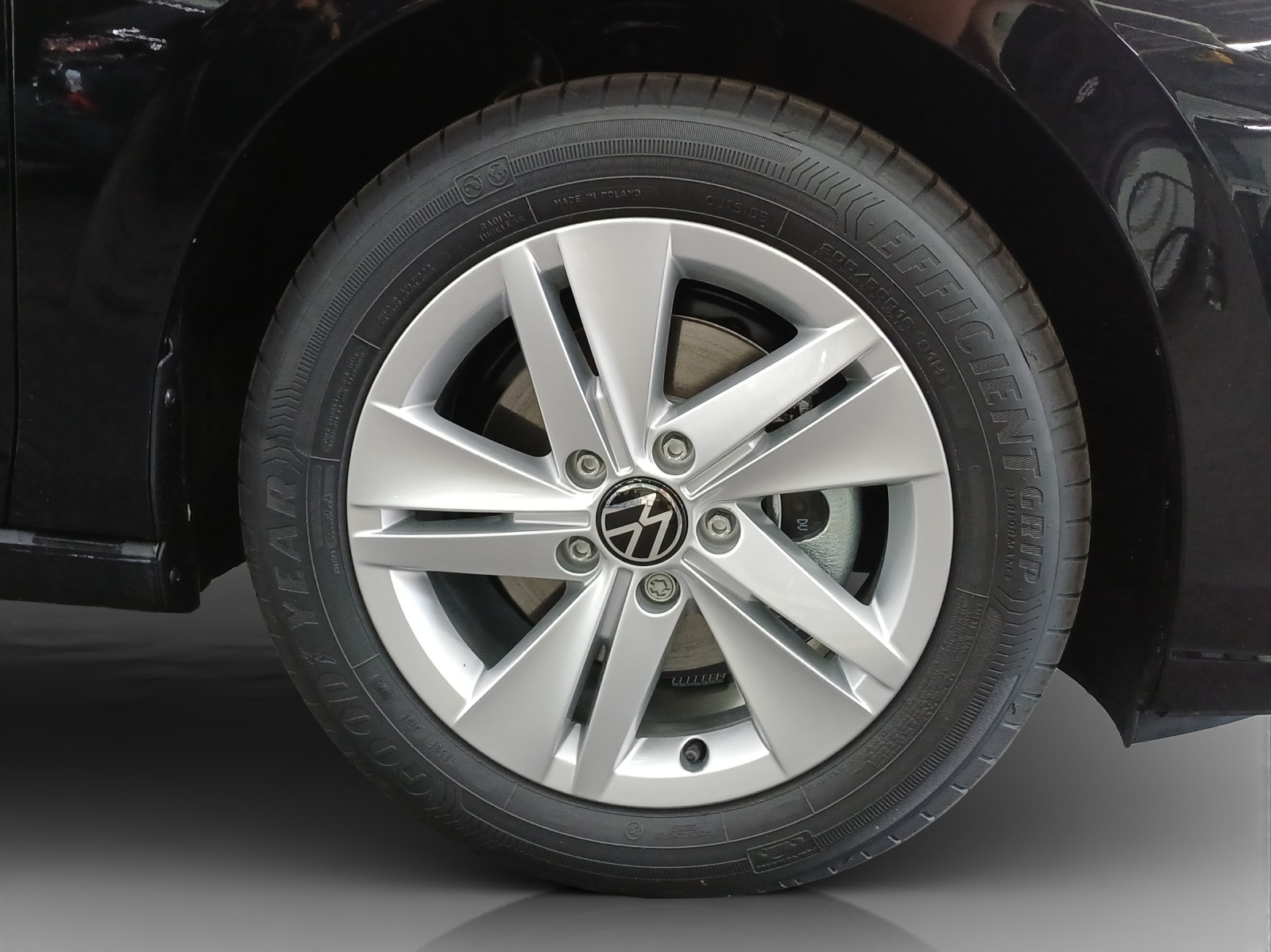 VW Golf 1.5 e TSI mHEV Value DSG-image-14