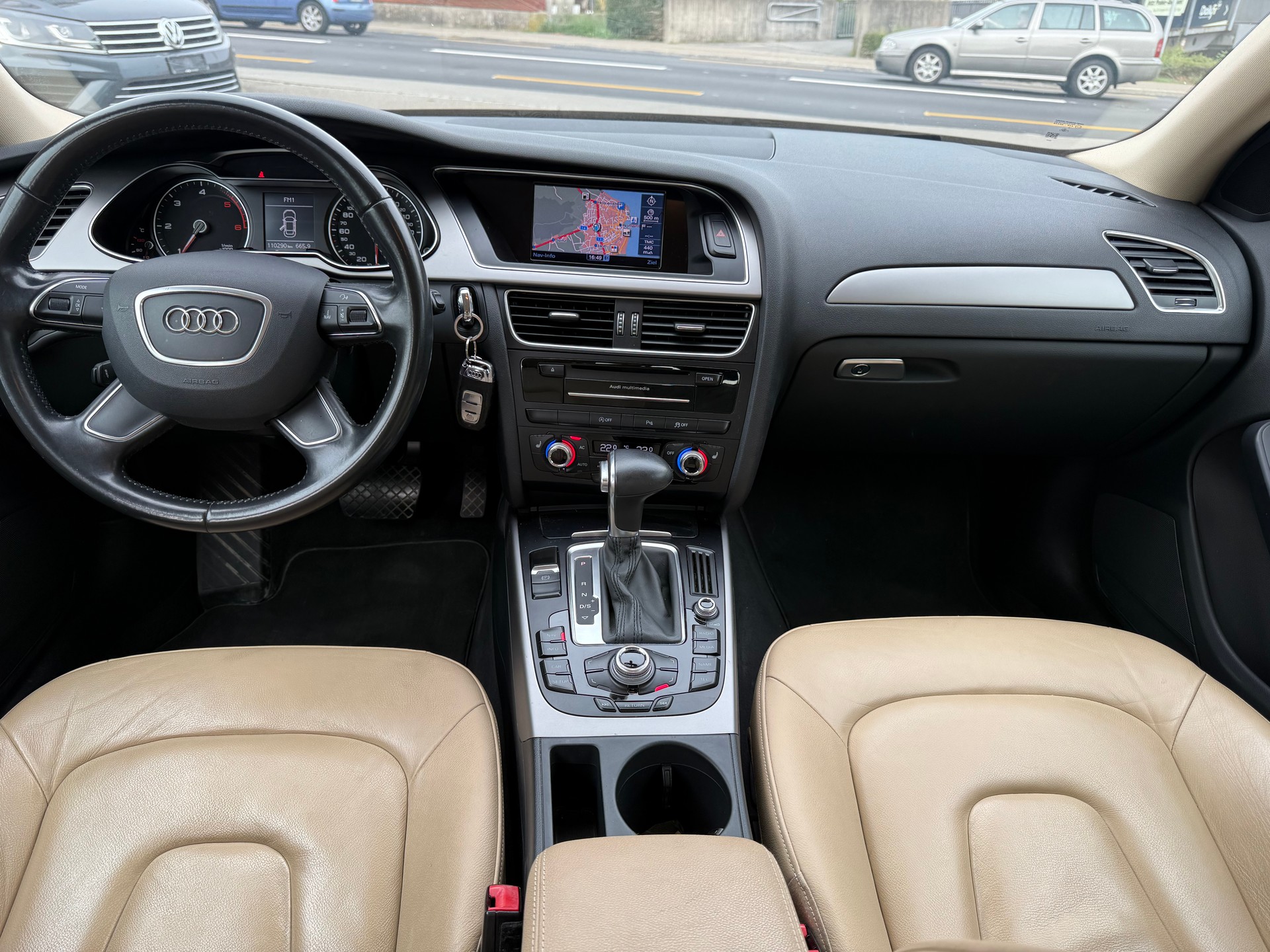 AUDI A4 Limousine 2.0 TDI multitronic-image-6