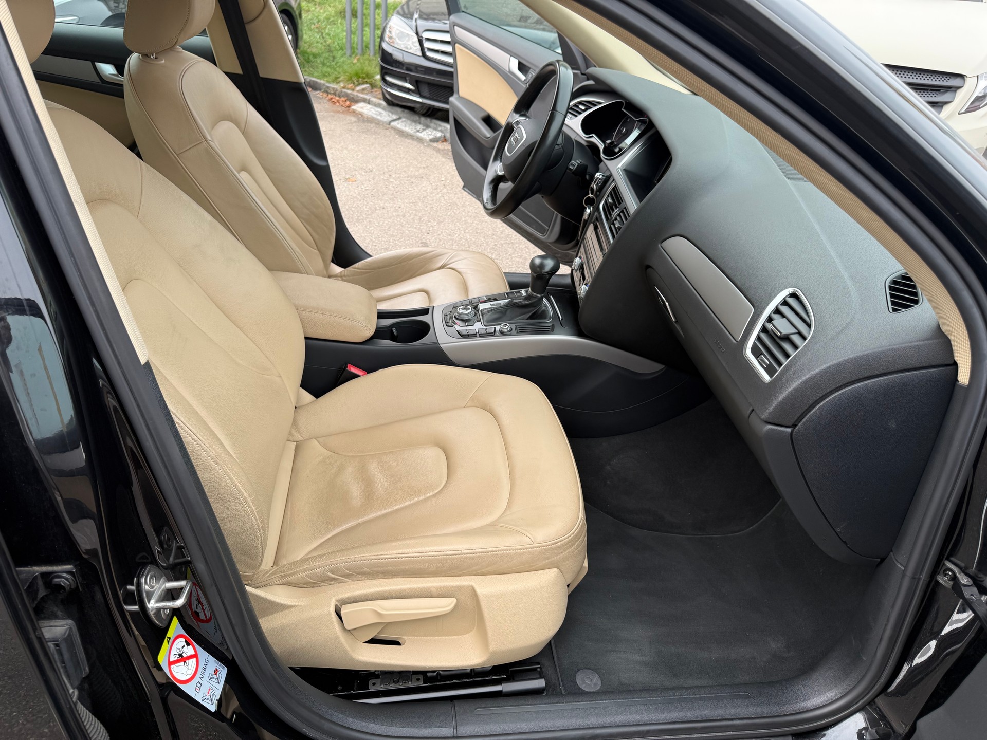 AUDI A4 Limousine 2.0 TDI multitronic-image-9
