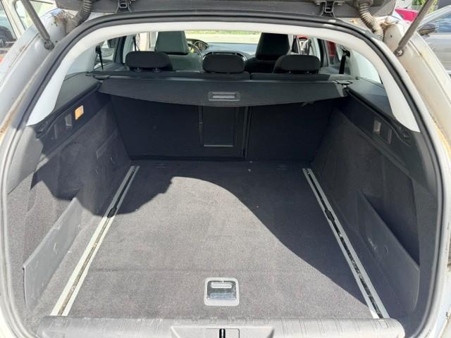 PEUGEOT 308 SW 1.6 BlueHDi Allure-image-3