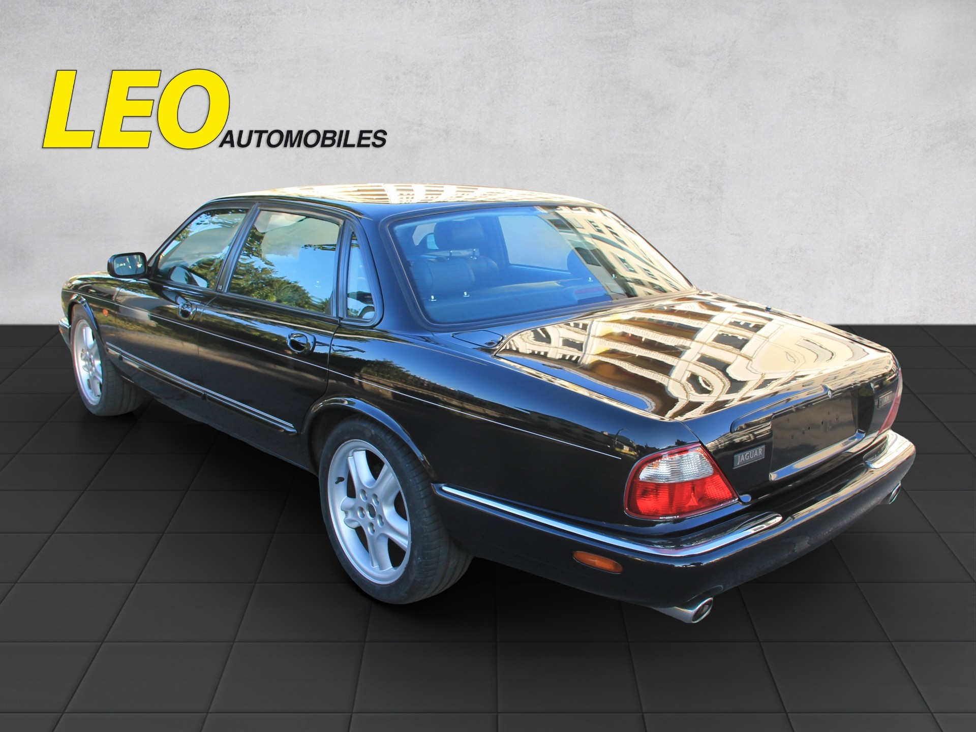 JAGUAR XJR 4.0 V8 S/C-image-2