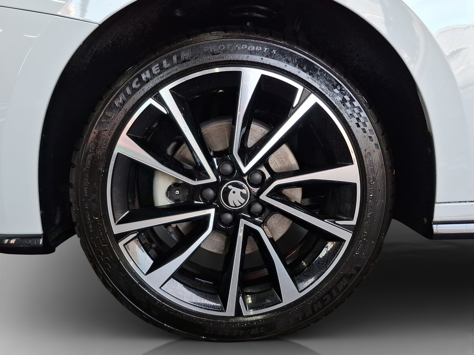 SKODA Fabia 1.5 TSI Monte Carlo DSG-image-14