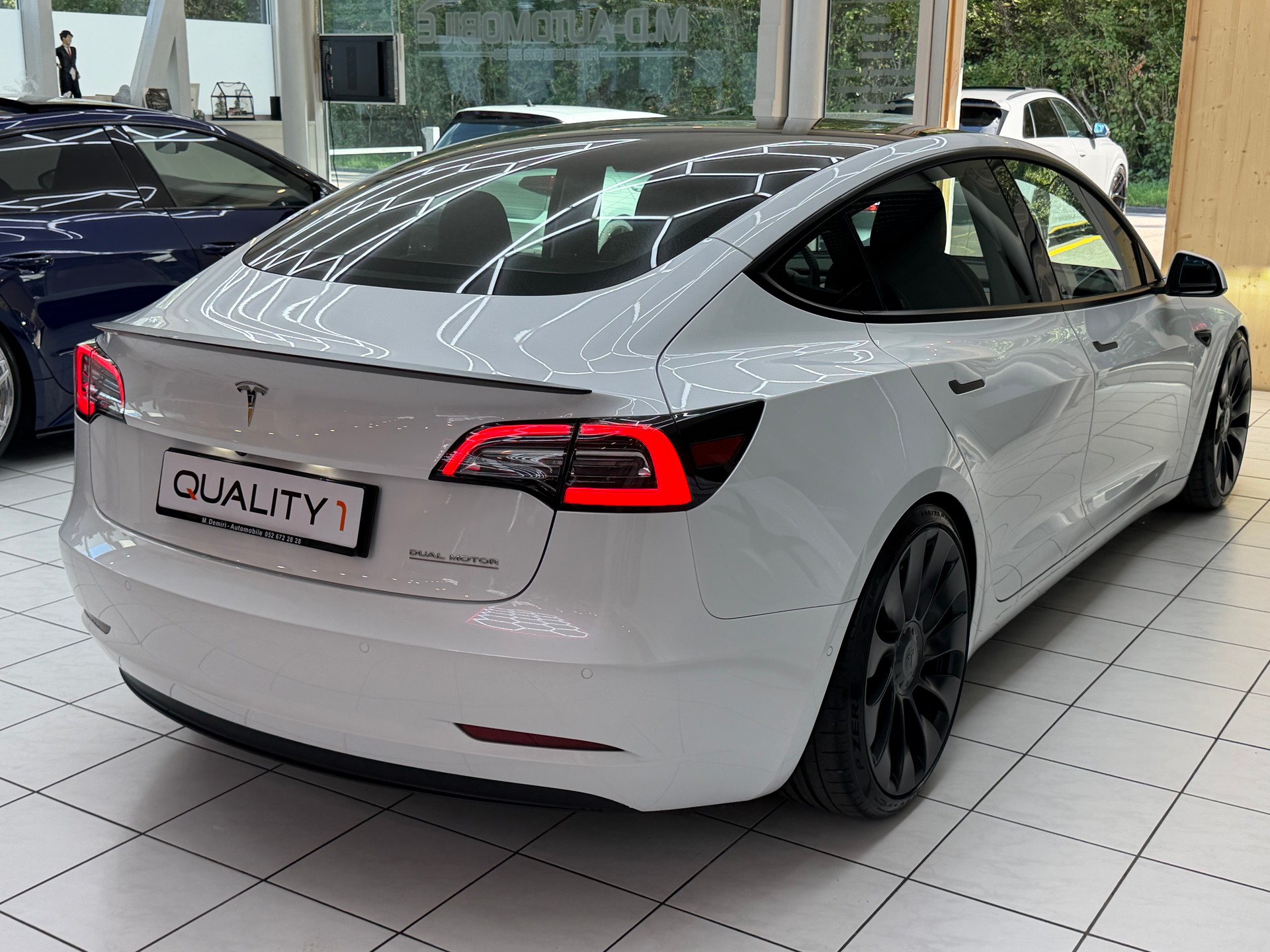 TESLA Model 3 Performance D-image-9