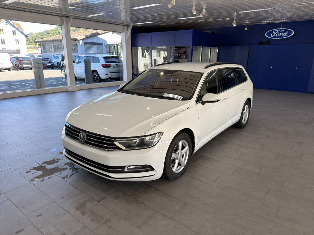 VW Passat Variant 2.0 TDI 150 Comfortline D-image-12