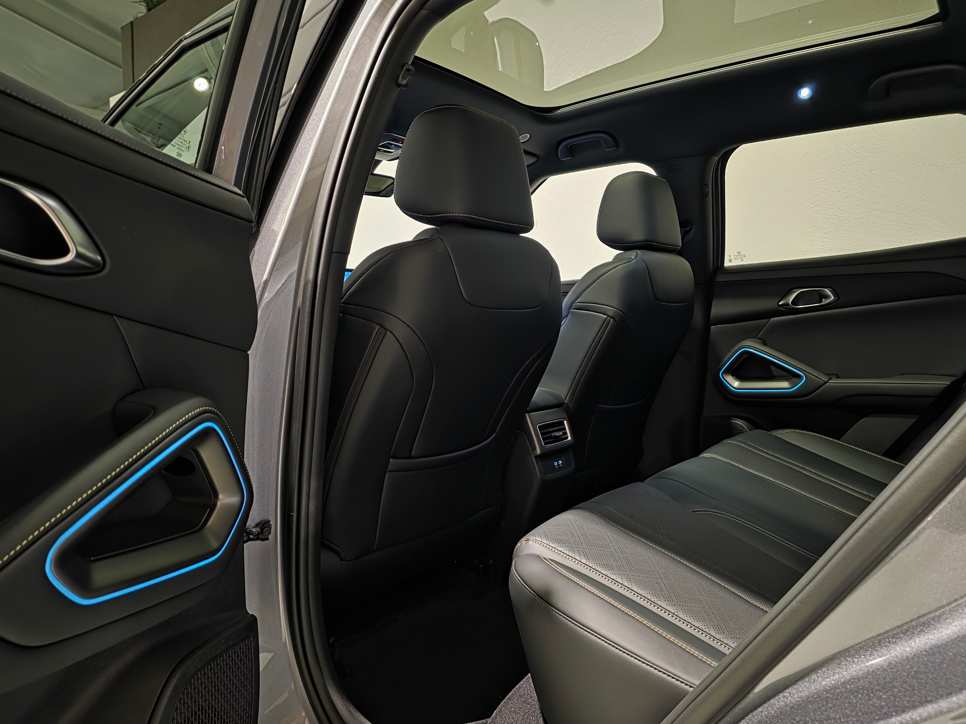 BYD Boost DM-i PHEV-image-18