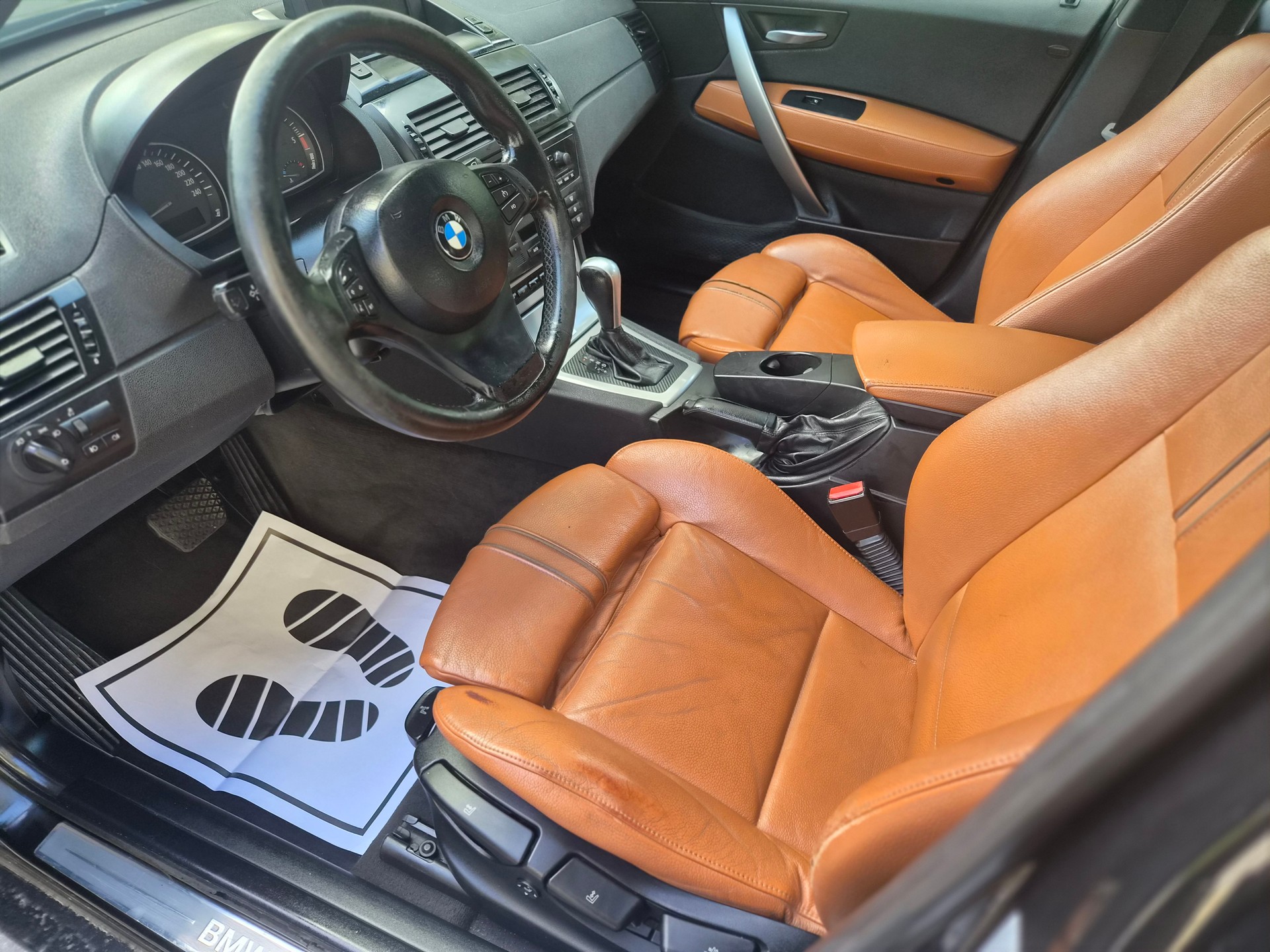 BMW X3 3.0d-image-12
