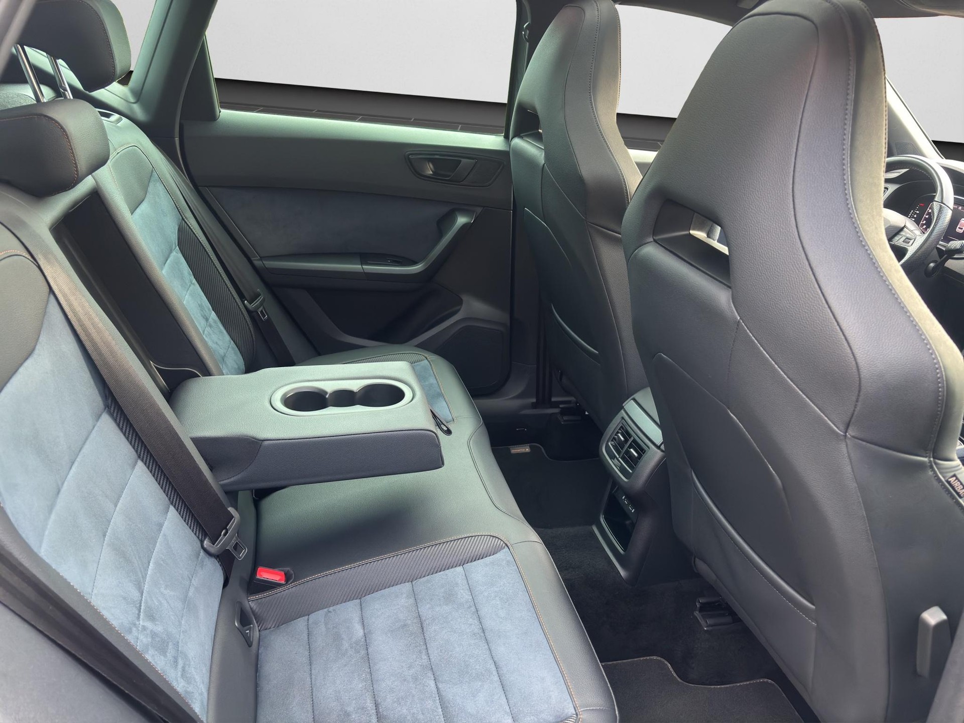 CUPRA Ateca 2.0 TSI VZ 4Drive DSG-image-12