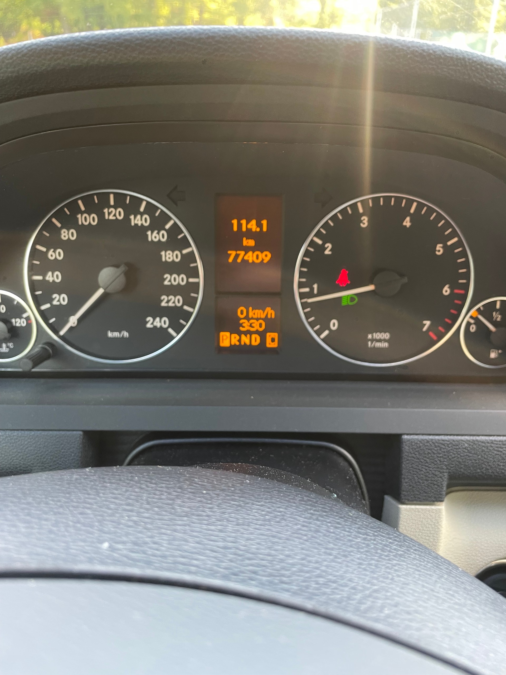 MERCEDES-BENZ A 200 Avantgarde-image-10
