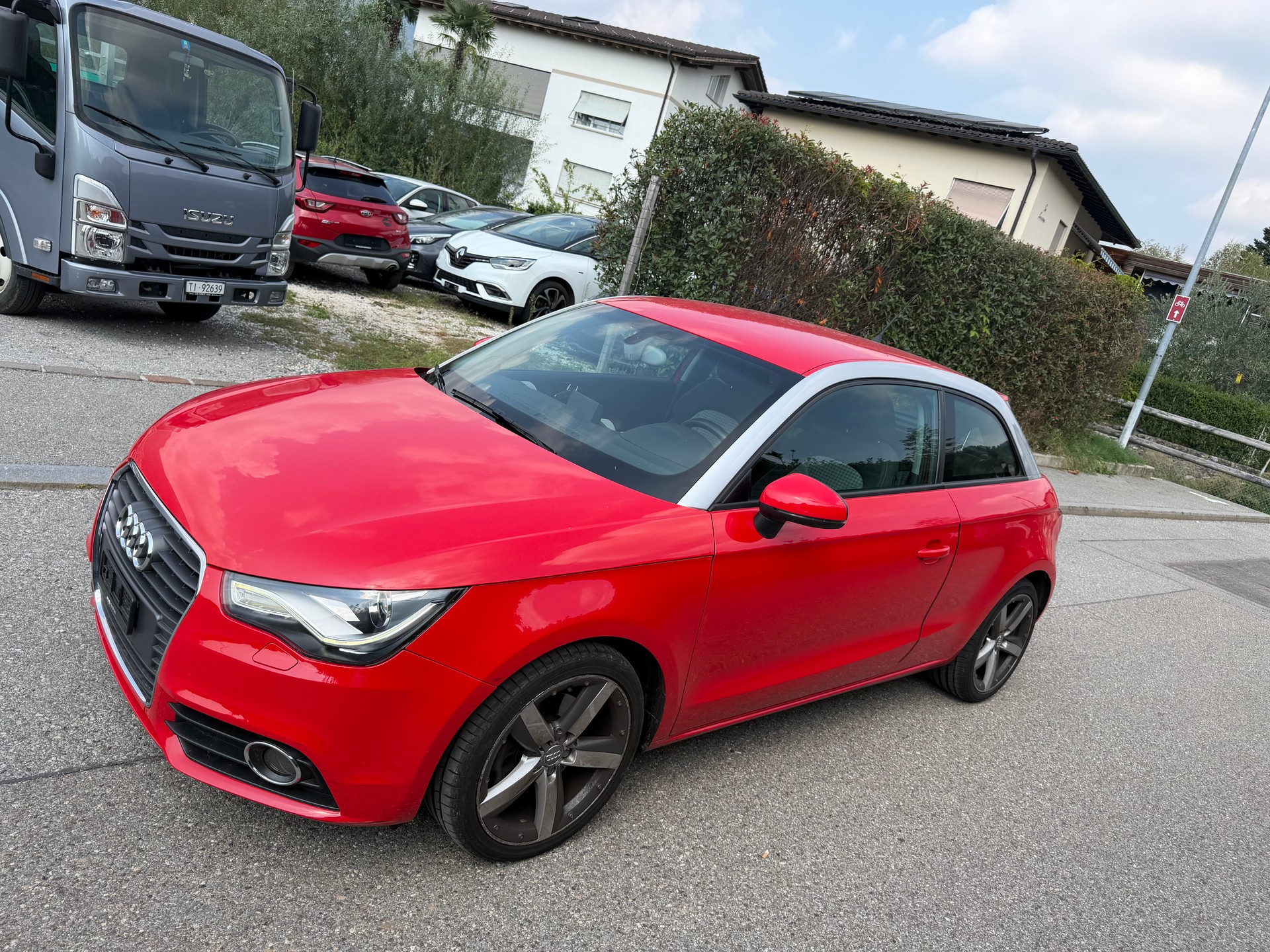 AUDI A1 1.4 TFSI Ambition S-tronic-image-1