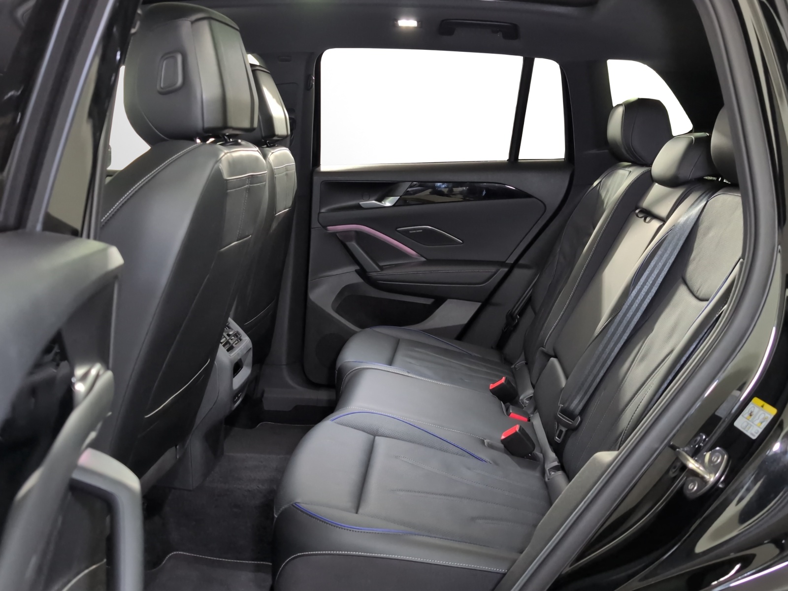 VW Tiguan 2.0 TSI DSG R-Line 4Motion-image-7