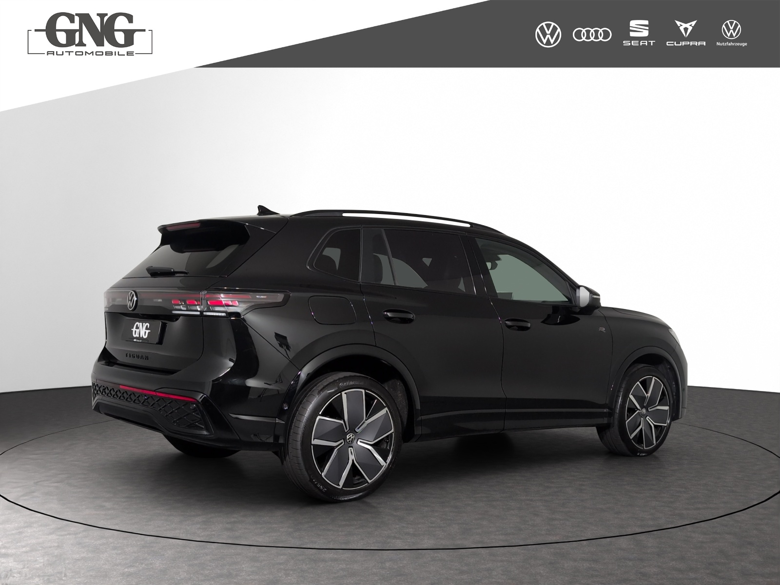 VW Tiguan 2.0 TSI DSG R-Line 4Motion-image-2